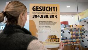 Plakate sollen bei Suche nach Lotto-Gewinner helfen