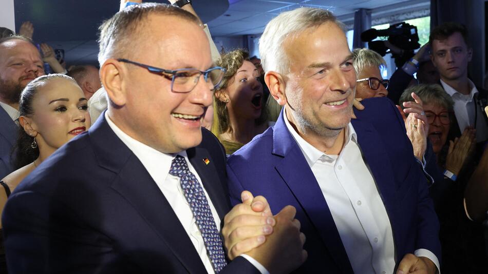 Erste Hochrechnung für MV: AfD vor SPD – CDU muss zittern