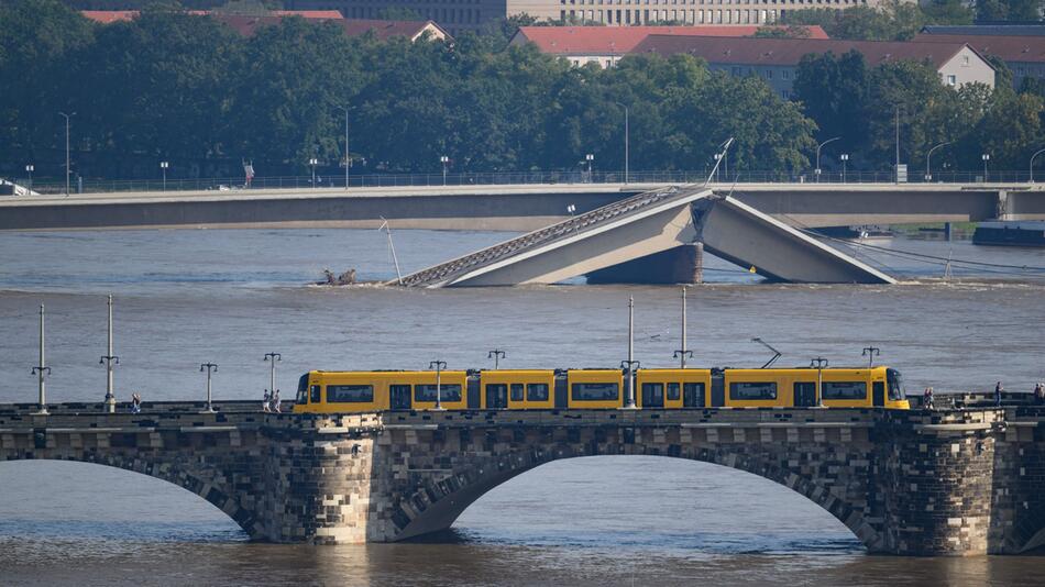 Flood Alert Level Three in Dresden