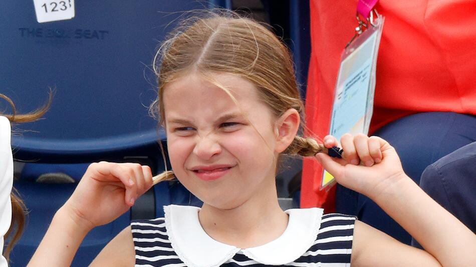 Lustige Grimassen: Prinzessin Charlotte zieht bei Sportevent alle Blicke auf sich