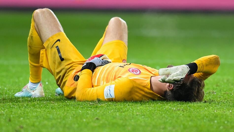 Eintracht-Torwart Trapp fällt mit Schulterverletzung lange aus