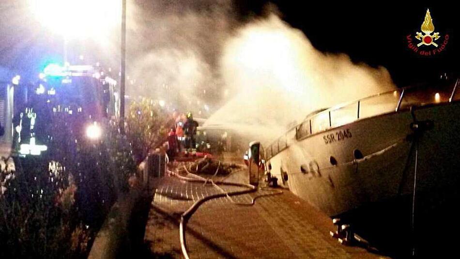 Blaze aboard a yacht in Marina di Loano