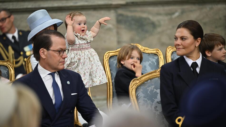 Prinzessin Ines stiehlt auf Opas Geburtstagsfeier allen die Show