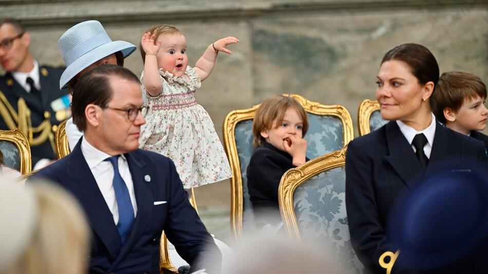 Prinzessin Ines stiehlt auf Opas Geburtstagsfeier allen die Show