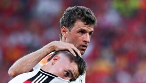 Thomas Müller (r) und Florian Wirtz (l)