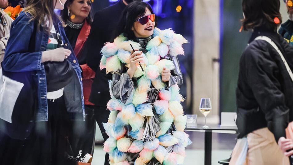 Björk bei ihrem Auftritt in Italien.