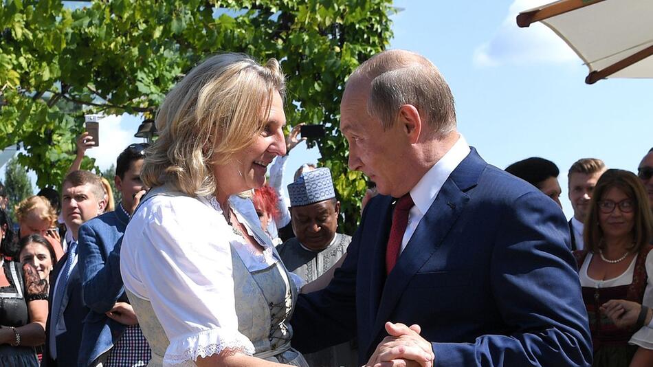 Hochzeit von Außenministerin Kneissl in Österreich, Wladimir Putin