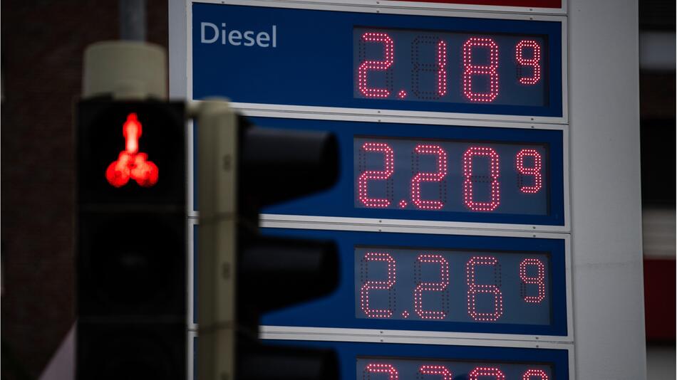 Tankrabatt endet um Mitternacht – doch günstiger tanken geht wohl etwas länger