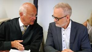 Klage gegen Verbot von Schwangerschaftsabbrüchen