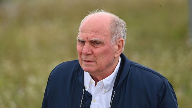 Uli Hoeneß wird trotz Einladung nicht zur WM fliegen.