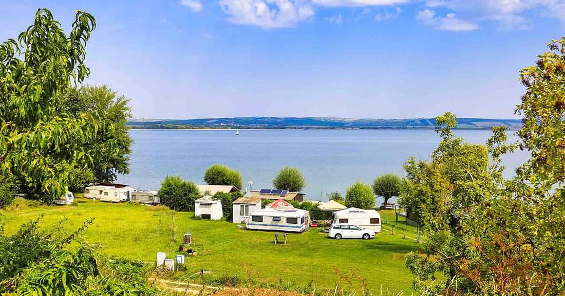 Camping-Trip durch Südmähren / Tschechien: Schlösser, Wein & Wildwasser entdecken