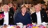 László Krasznahorkai, Angela Merkel und Peter Howitt