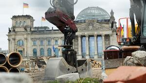 Bundestag - Sondersitzung zur Grundgesetzänderung