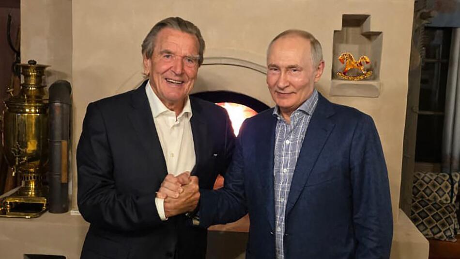 Das halten die Deutschen von Schröders Putin-Besuch