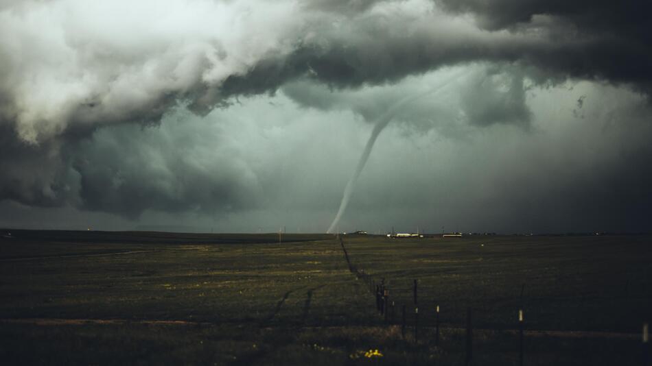 Berichterstattung über Tornado bringt Rettung.