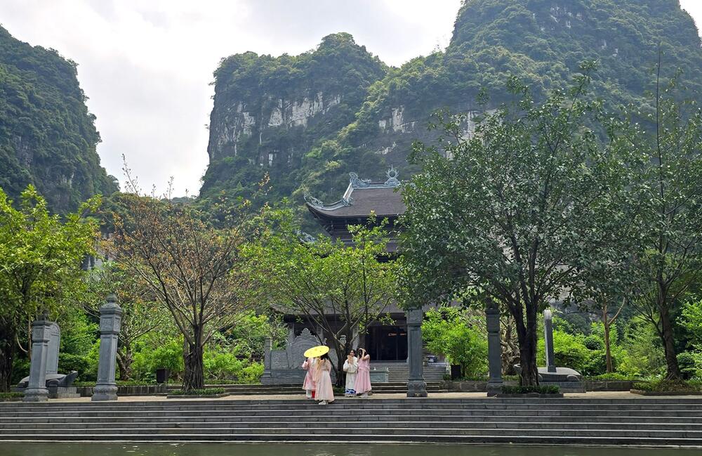 Suối Tiên-Tempel