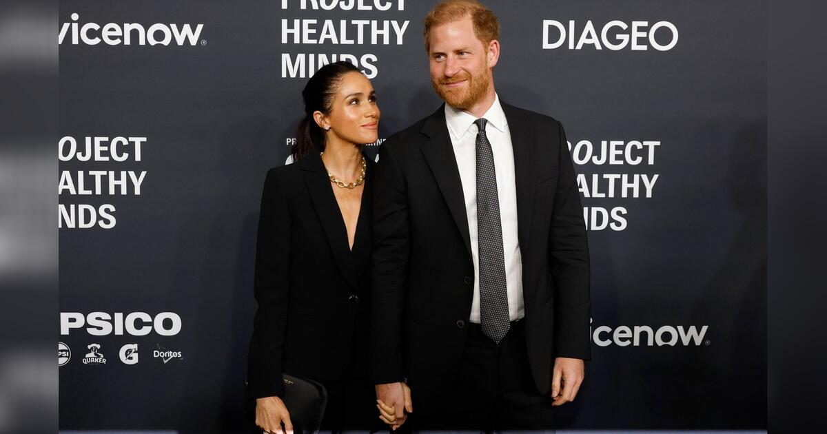 What that solo Paris trip says about Harry and Meghan's marriage