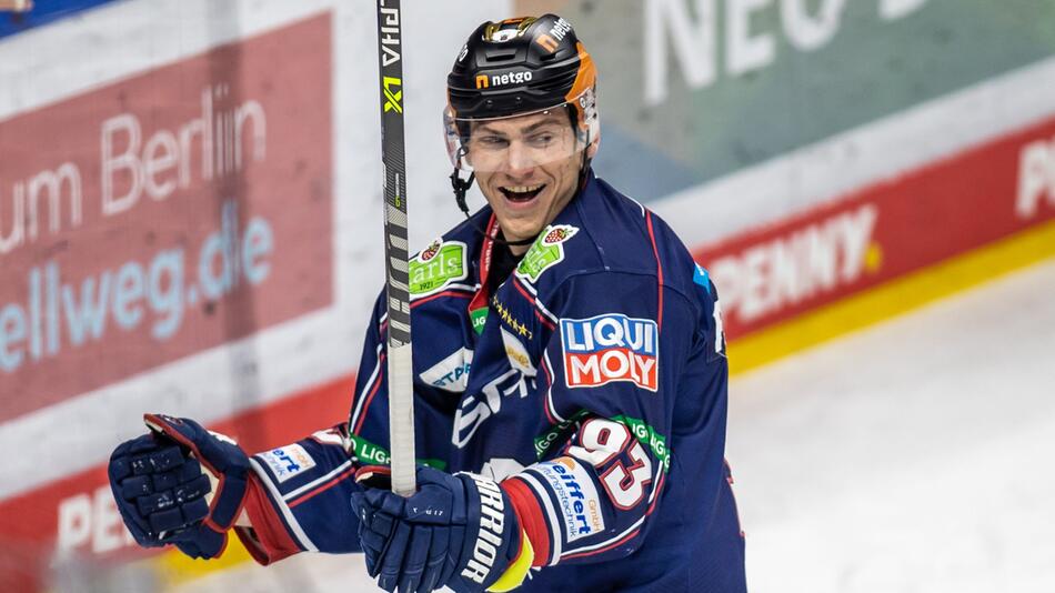 Eisbären-Profi Leonhard Pföderl