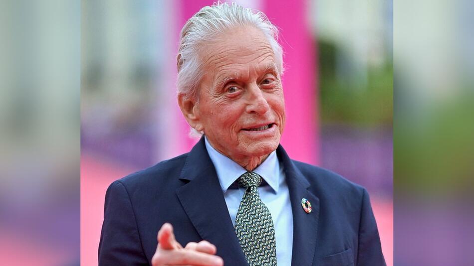 Hat auch mit 80 den Gordon-Gekko-Blick noch immer drauf: Michael Douglas.