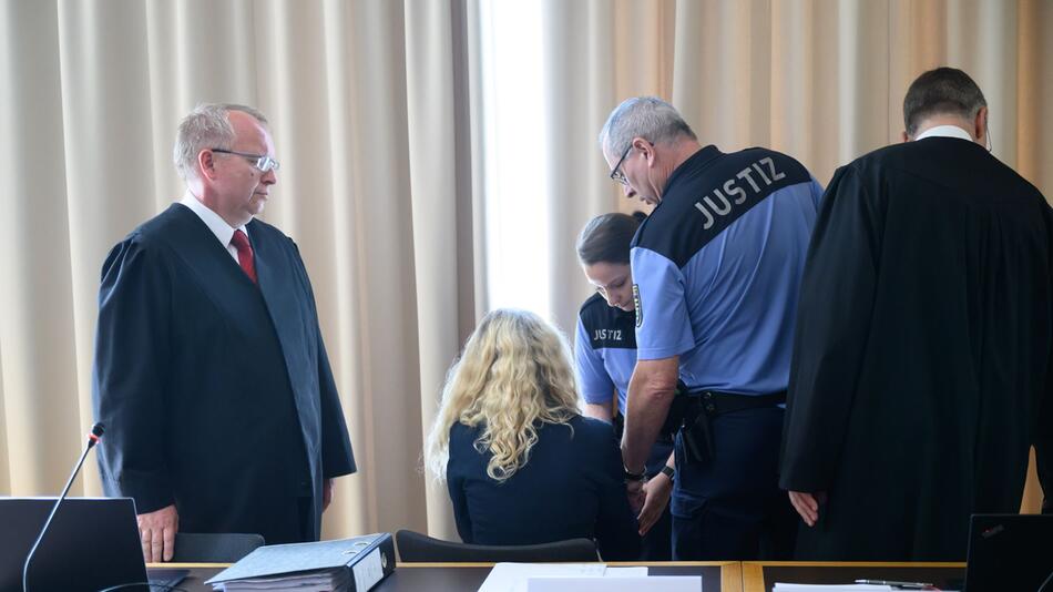 Erbe als Motiv: Lebenslange Haft für Ehefrau und Komplizen