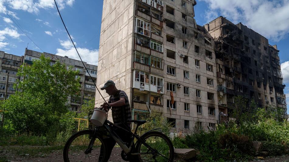 Russische Truppen dringen in Ostteil von Torezk vor