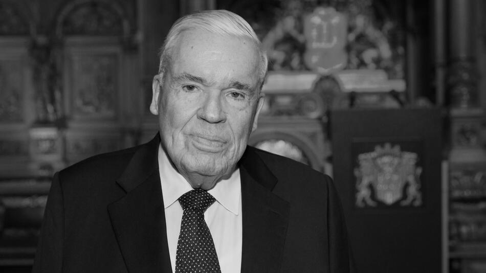 Unternehmer Klaus-Michael Kühne gestorben
