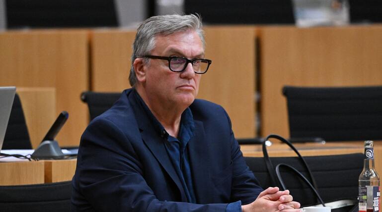 Anhörung zu einem Parteiverbotsverfahren gegen die AfD