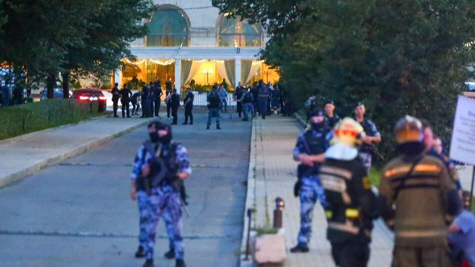 "Terrorakt" in Moskauer Luxusrestaurant: Wer war das Ziel?