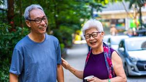 älteres Paar in Singapur