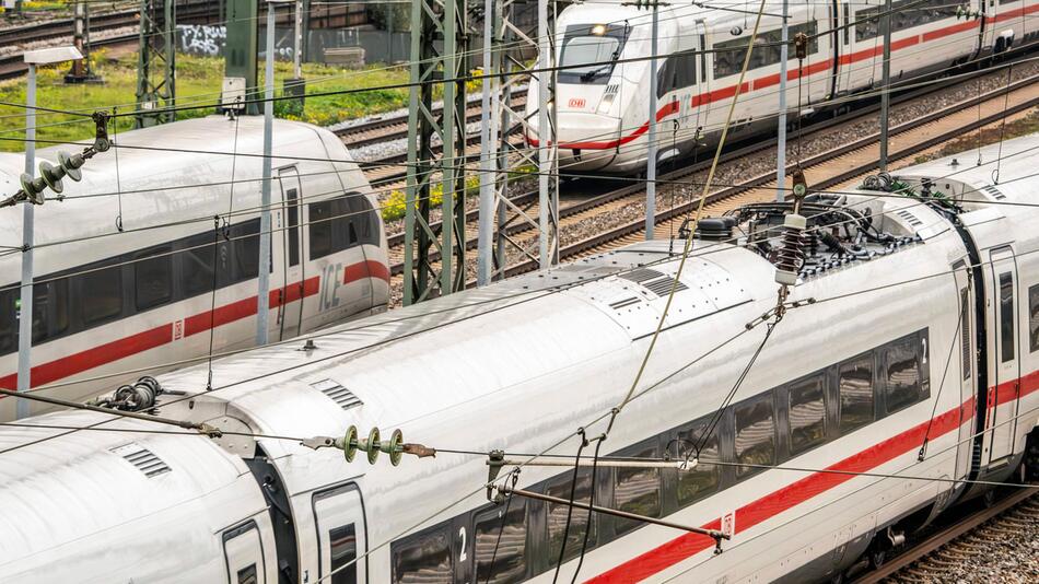 DB-Chefin beklagt "organisierte Verantwortungslosigkeit" - und lobt "Helden"