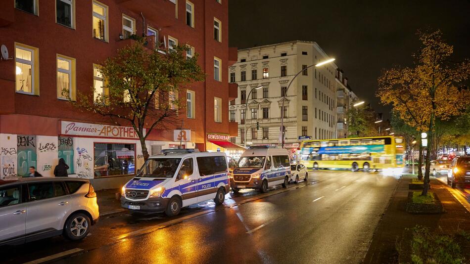 Polizei verstärkt in der Halloween-Nacht in Berlin unterwegs