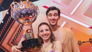 Der jüngste Kandidat triumphiert - Diego Pooth gewinnt "Let's Dance"