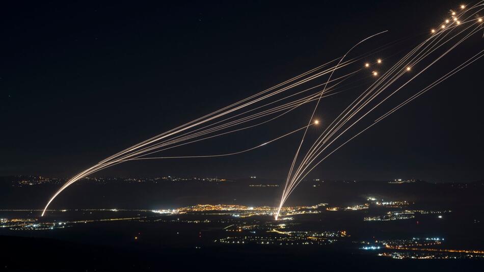 Israel: 140 Rockets Fired at the North of the Country