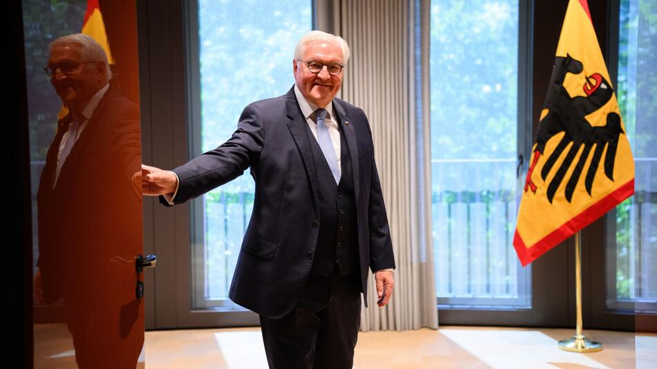 Steinmeier nutzt Regierungsumbau für Appell