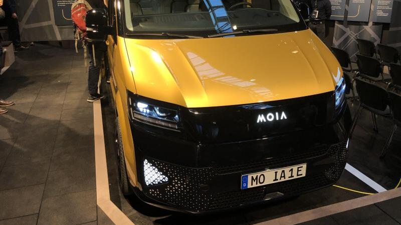 Elektrischer Minibus von Moia