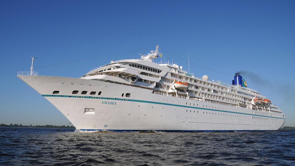 Traumschiff MS "Amadea"