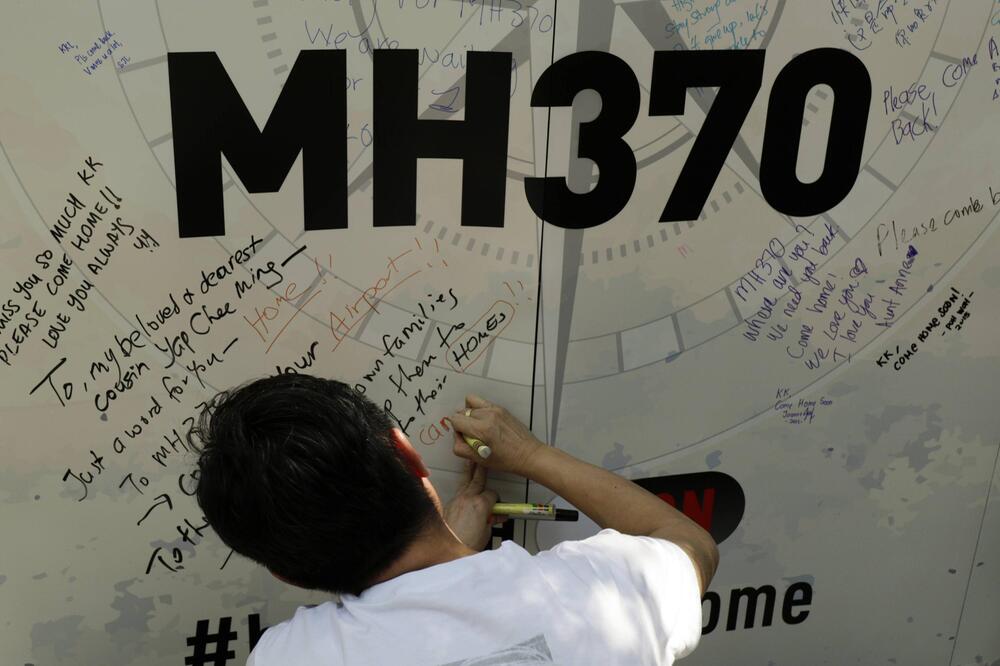 MH370