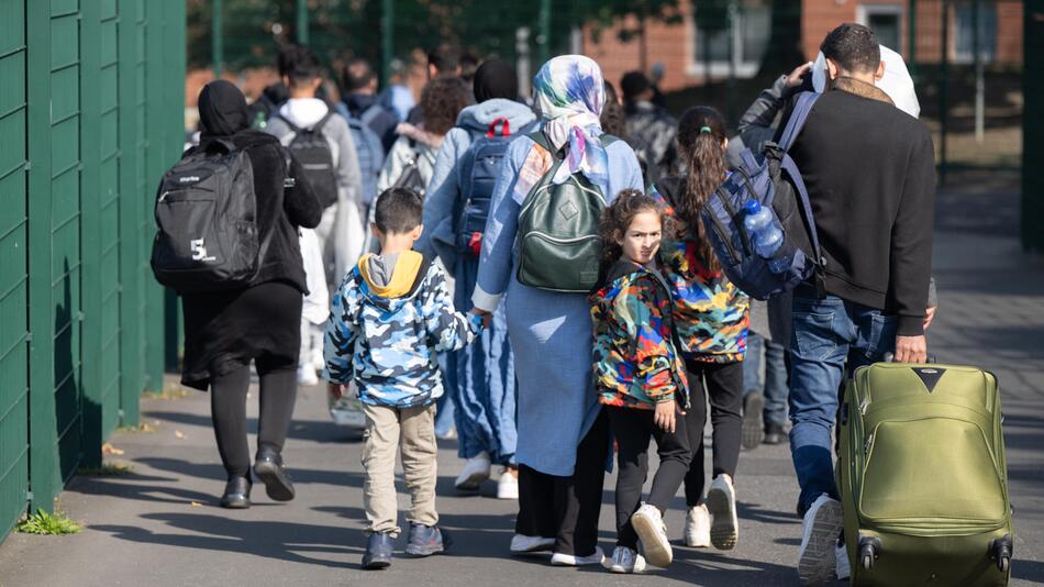 Rund vier Prozent der Bevölkerung: Fast 3,5 Millionen Flüchtlinge in Deutschland