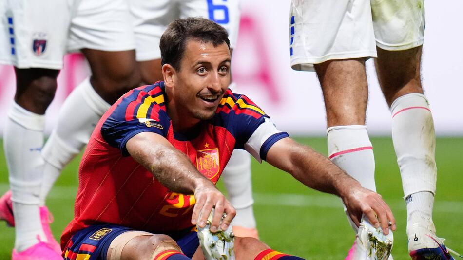 30 Minuten ohne Ballkontakt! Spaniens Stürmer bei Blamage historisch abgemeldet