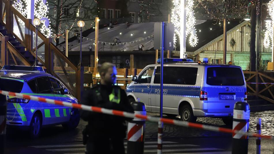 Weihnachtsmarkt wegen verdächtigem Gegenstand geräumt