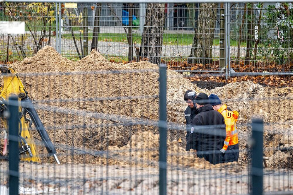 Entschärfung einer Weltkriegsbombe im Bremer Stadtteil Huchting