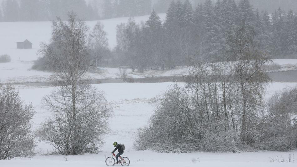 Schneefall in Bayern