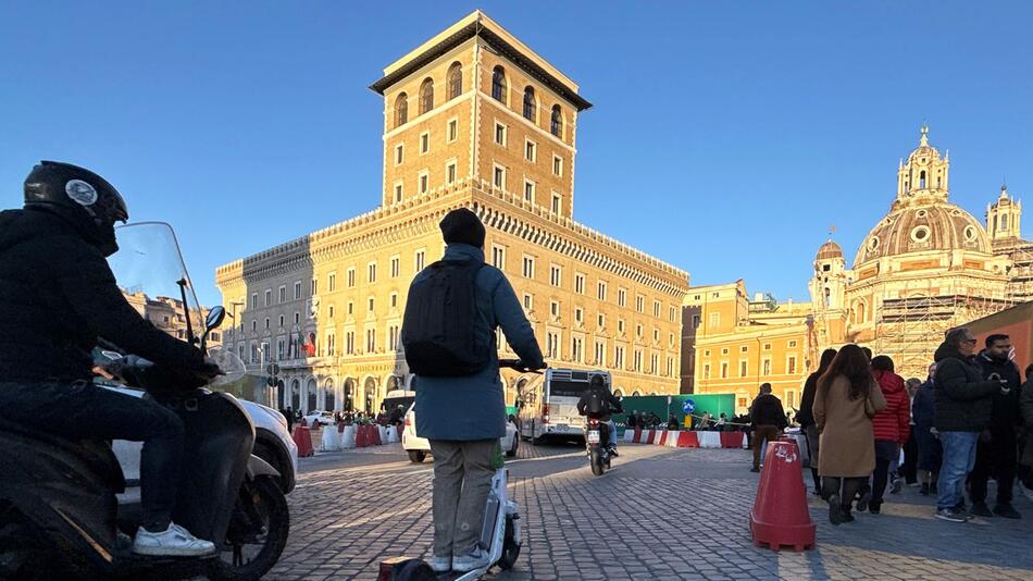 Helmpflicht für Elektro-Tretroller in Italien