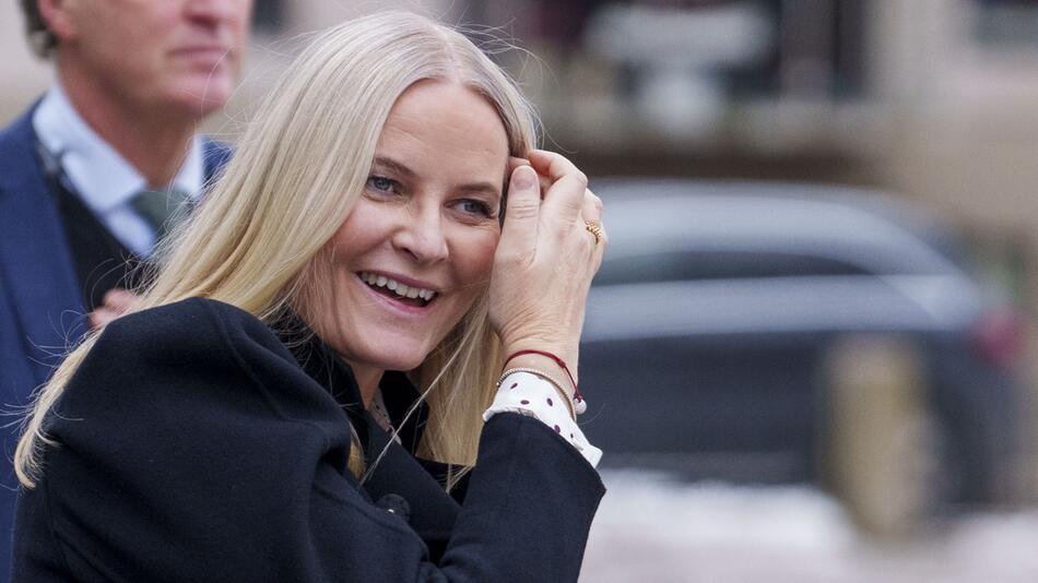 Erste Bilder von Mette-Marit nach der OP