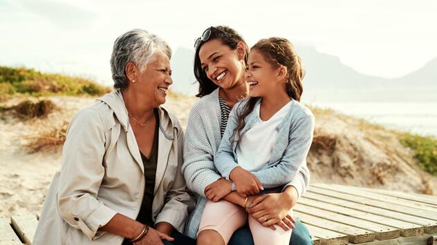 Oma, Mutter und Tochter; drei Generationen