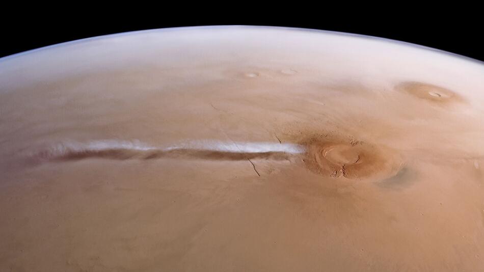 Rätsel um 1.800 Kilometer lange Mars-Wolke wohl endlich gelöst