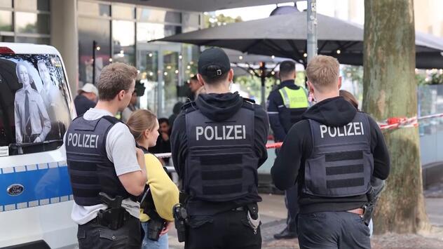 Beamte überwältigt: Maskierte verhelfen Häftling zur Flucht