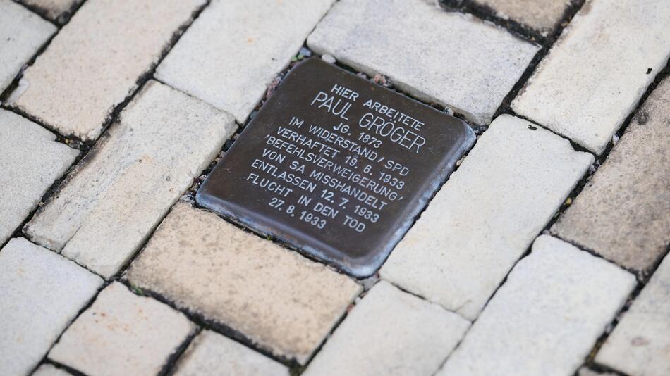 "Ein Skandal": Warum eine Kleinstadt keine Stolpersteine mehr will