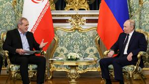 Kremlchef Putin und Irans Präsident Peseschkian