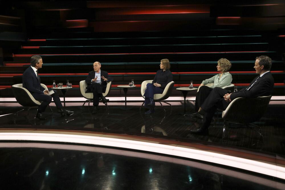 Markus Lanz, Gregor Gysi, Sabine Rennefanz, Sabine Fischer, Florian Neuhann